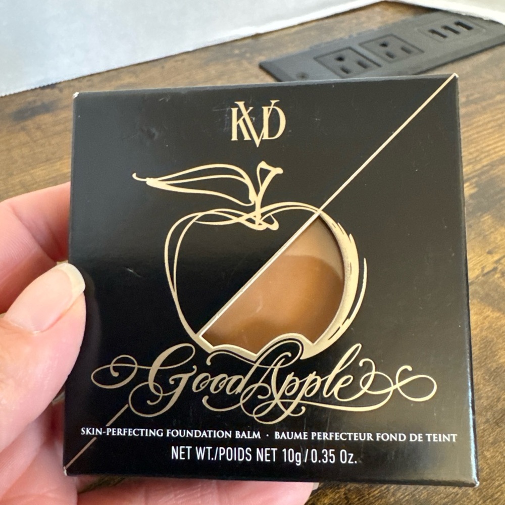 KVD Good Apple Skin-Perfecting Foundation Balm 10g - Shade Medium 051